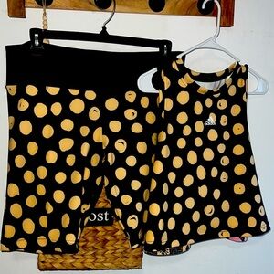 ADIDAS SET 3 PCS TOP REVERSIBLE & 2 LEGGINGS, SHORT AND LONG SIZE XL